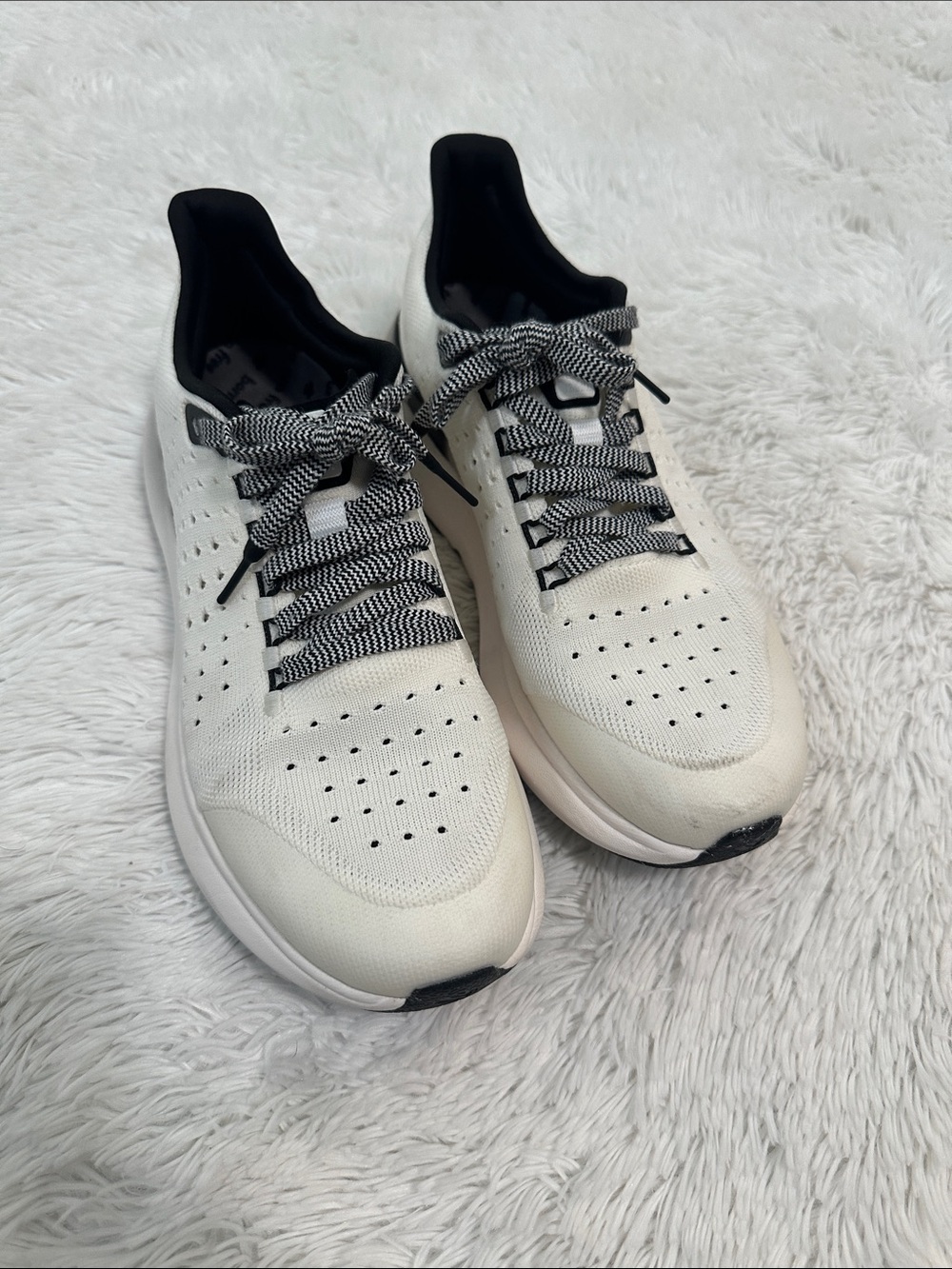 ❤️ Rabbit Dream Chaser Running Shoe
